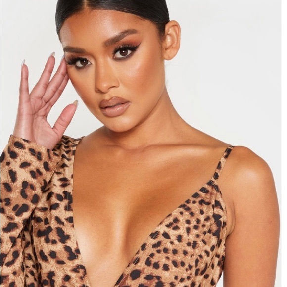 PRETTYLITTLETHING DRESS - Picture 2 of 14